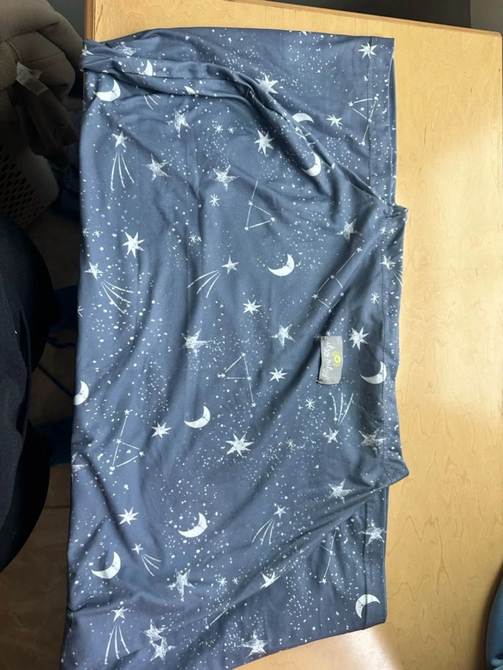 Blue Space Nursing Cover for Baby Car Seats  not the same of the picture For ref